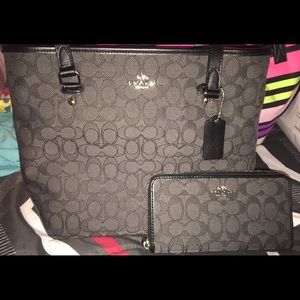 Coach Purse Wallet