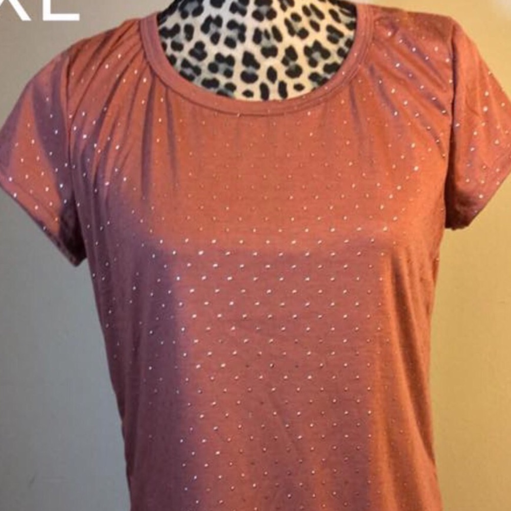 Honey & lace Oakland tee!