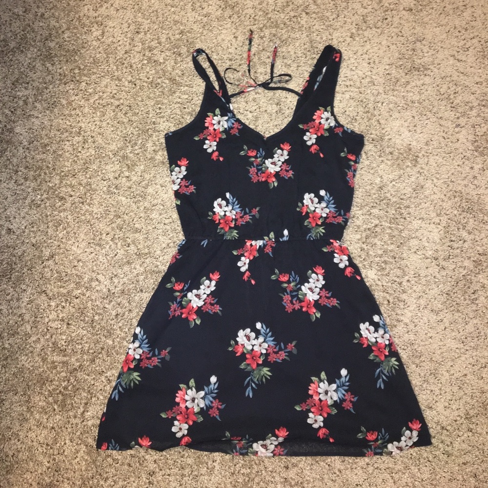 Super Cute Hollister Dress
