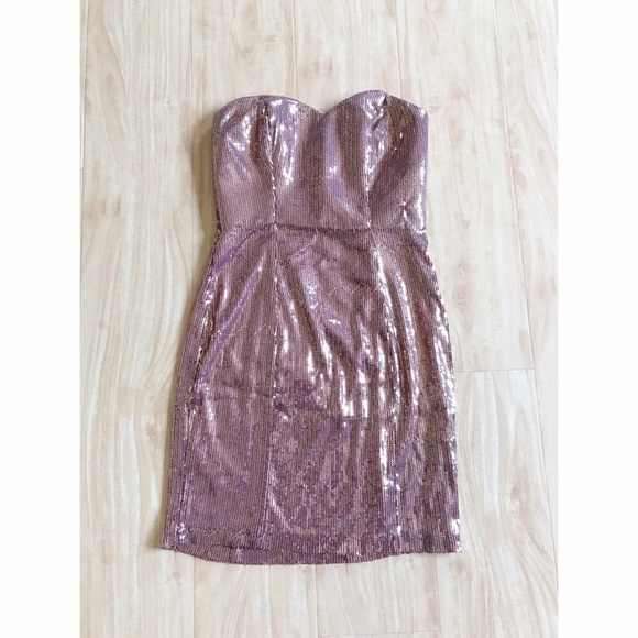 Dresses & Skirts - Sparkly Gold Sequenced Dress