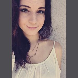 Meet your Posher, Brittany