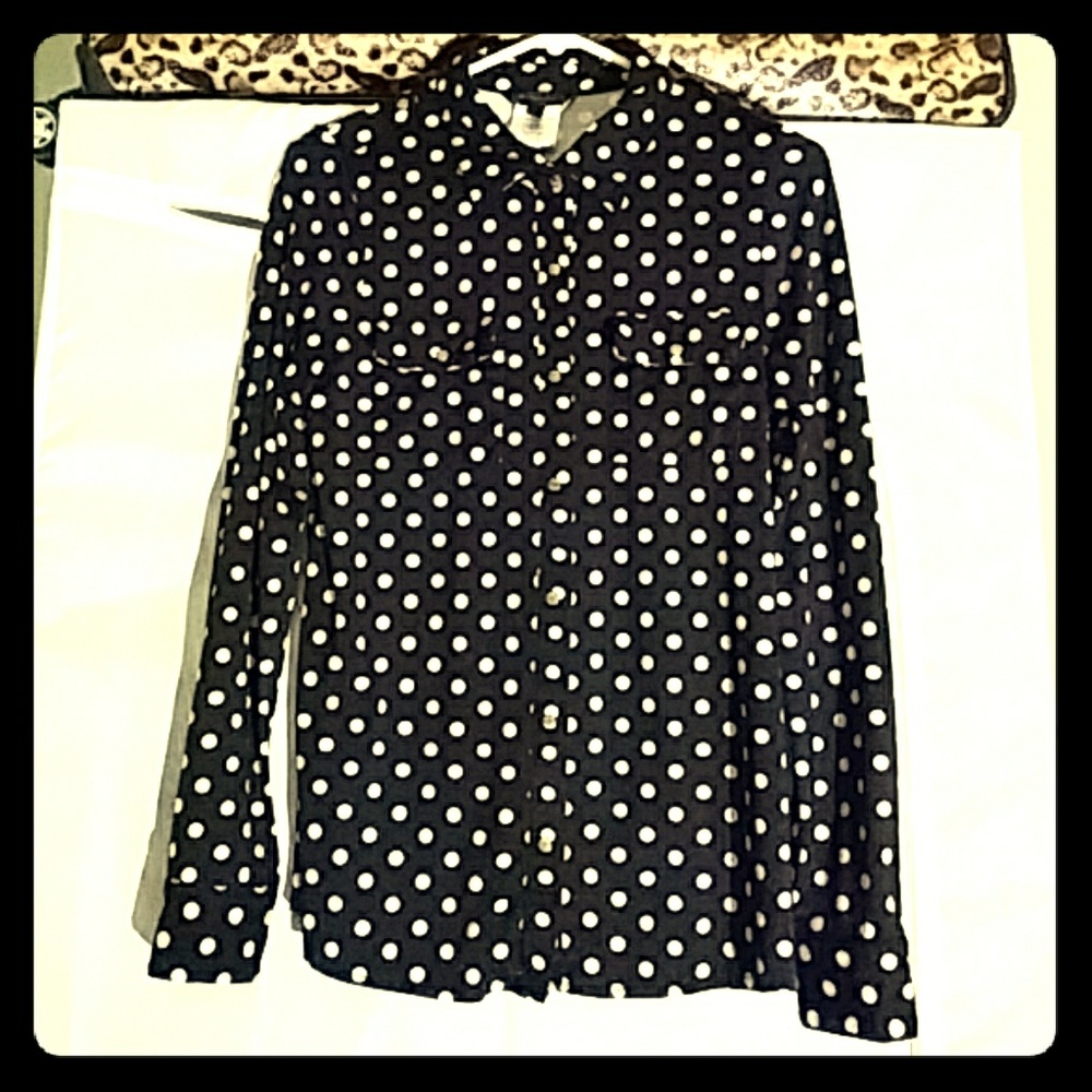 Polka Dot Long Sleeve Button up
