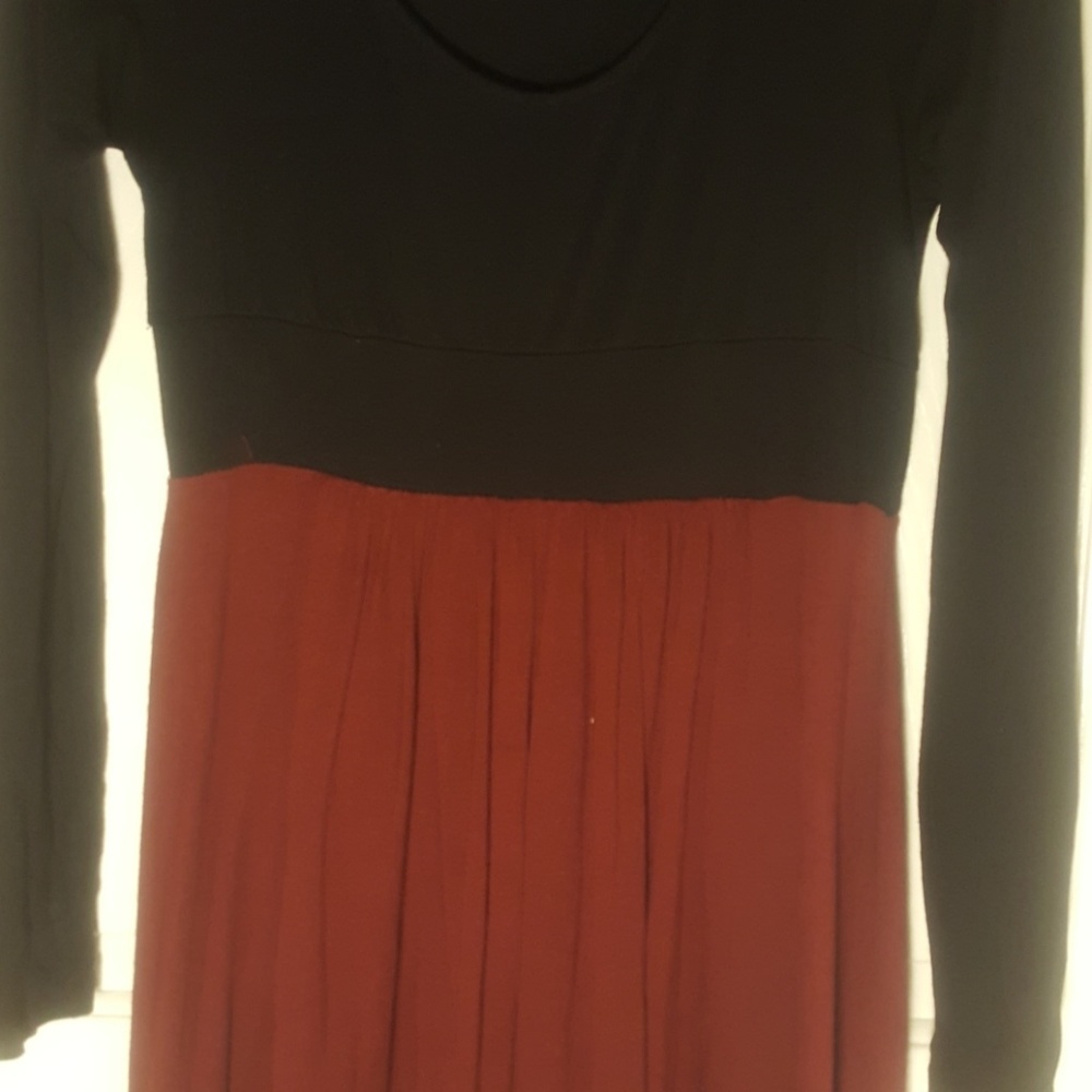 Dress - Picture 2 of 3