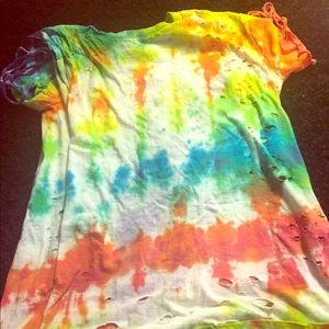A tye diy shirt