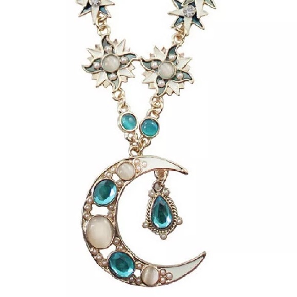 Crystal Moon Pendant Necklace NWOT - Picture 6 of 6