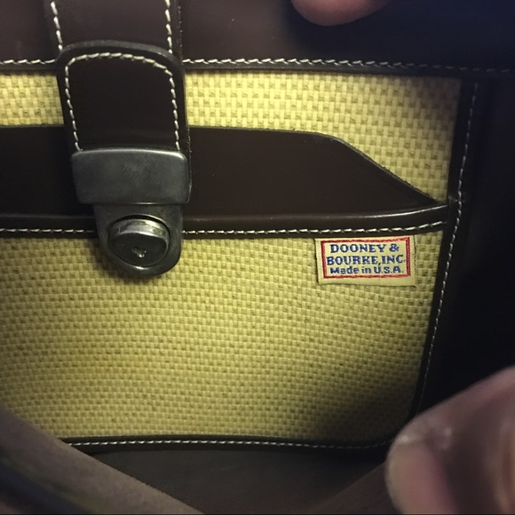 EUC Dooney & Bourke Bucket Tote Chocolate Color - Picture 5 of 8