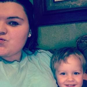 Meet your Posher, Alisha