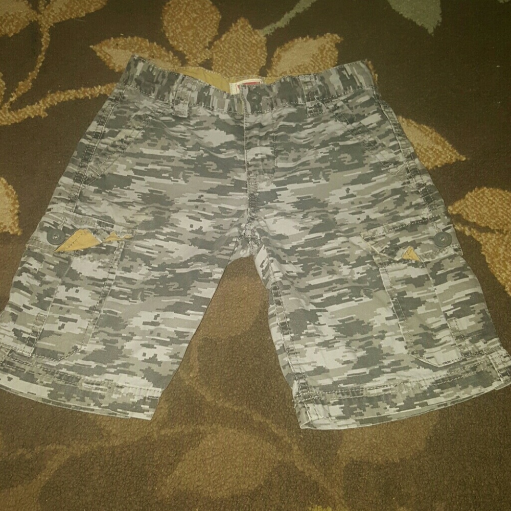 Boys Levi shorts