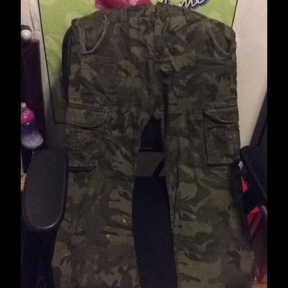 Army cargo pants