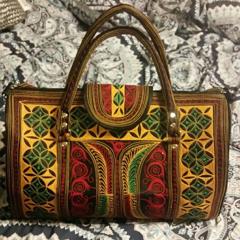 Emboidered tote