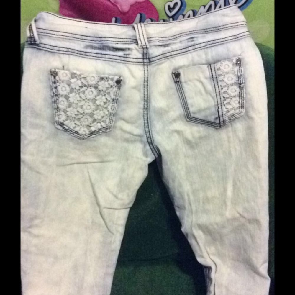 V.I.P jeans - Picture 2 of 2