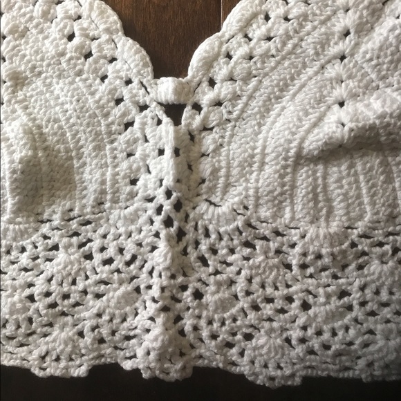 ‼️LAST ONE ‼️White Crochet Halter Top - Picture 6 of 8
