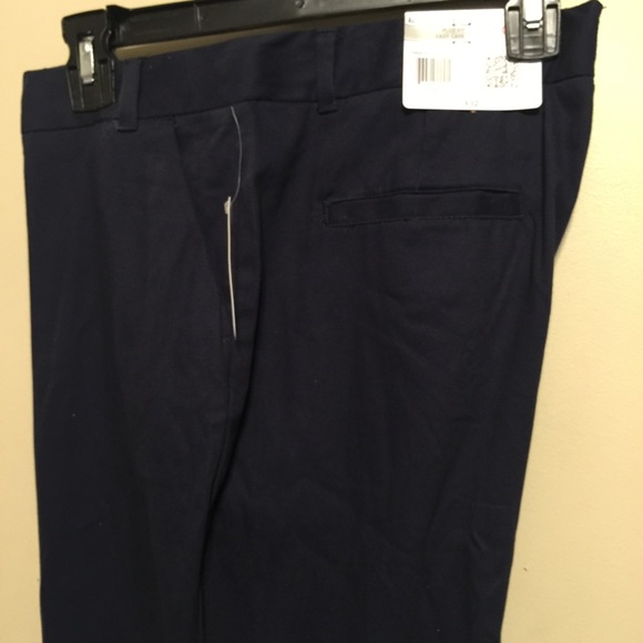 Izod Pants - Izod adjustable waist Plus Fit Navy Pants .20.5