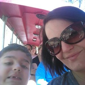 Meet your Posher, Olivia