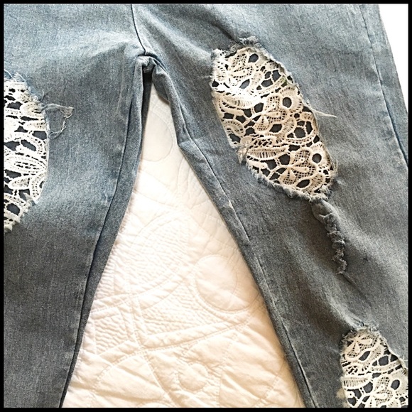 Destroyed Boyfriend Crop Jeans - Picture 8 of 8