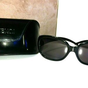 Authentic Fendi Sunglasses with Fendi Case