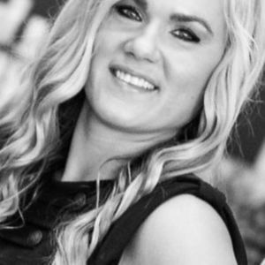 Meet your Posher, Samena