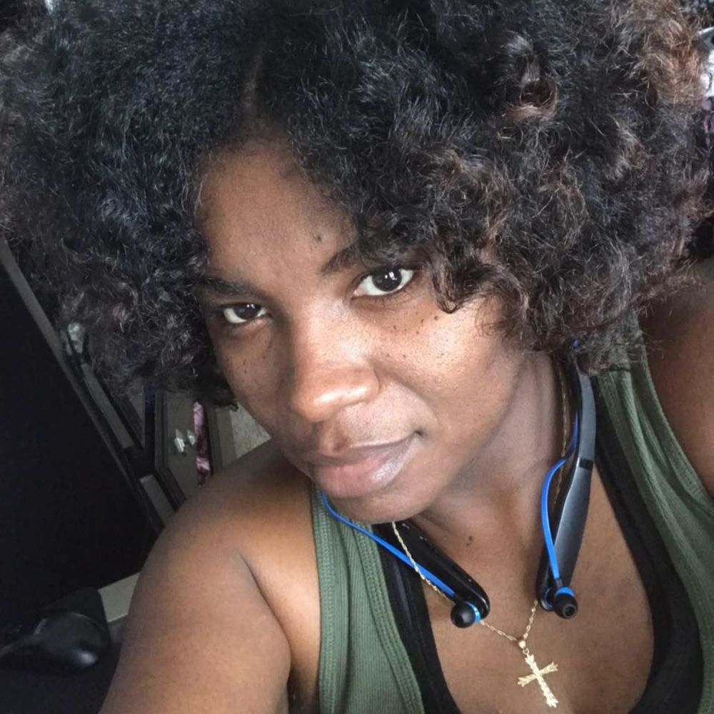 Meet your Posher, Ashley