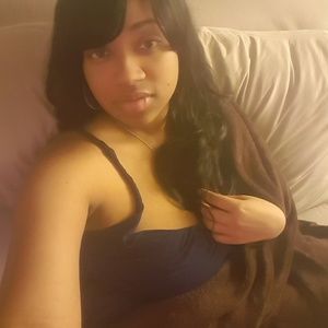 Meet your Posher, Joi