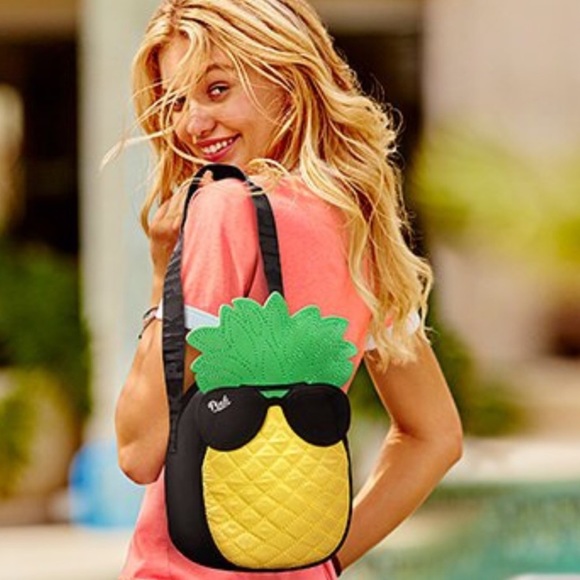 VS PINK LOT - Picture 5 of 8