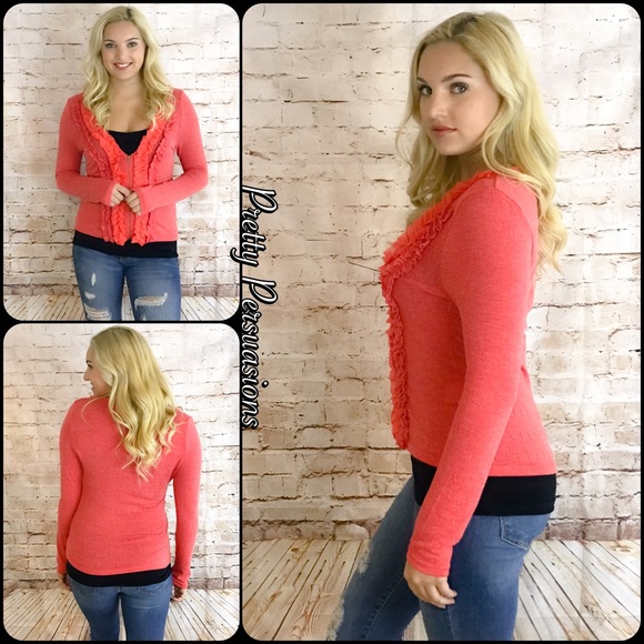 SALE‼️ Ruffled Zip Front Long Slv Fitted Cardigan - Picture 2 of 4