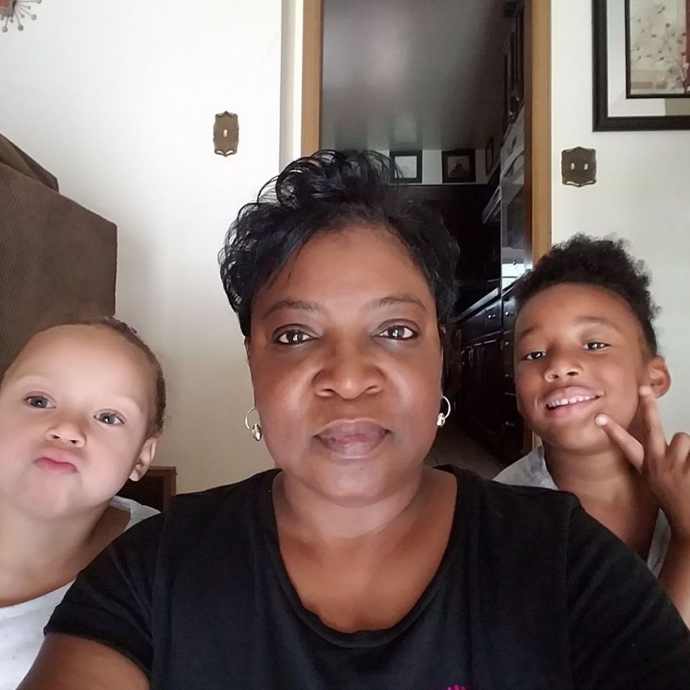 Meet your Posher, Sheila