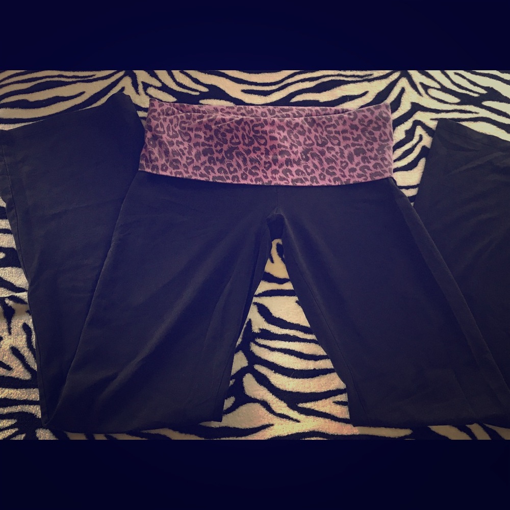 Vs yoga pants