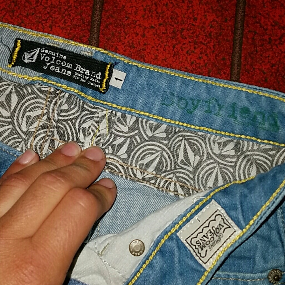 Volcom jeans - Picture 2 of 4