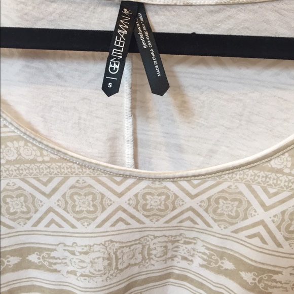 Boho print cream dolman top - Picture 2 of 2