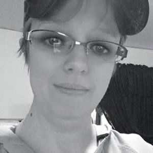 Meet your Posher, Leslie