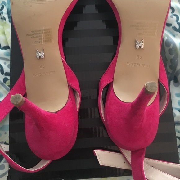 Pink Victoria secret heels - Picture 4 of 4