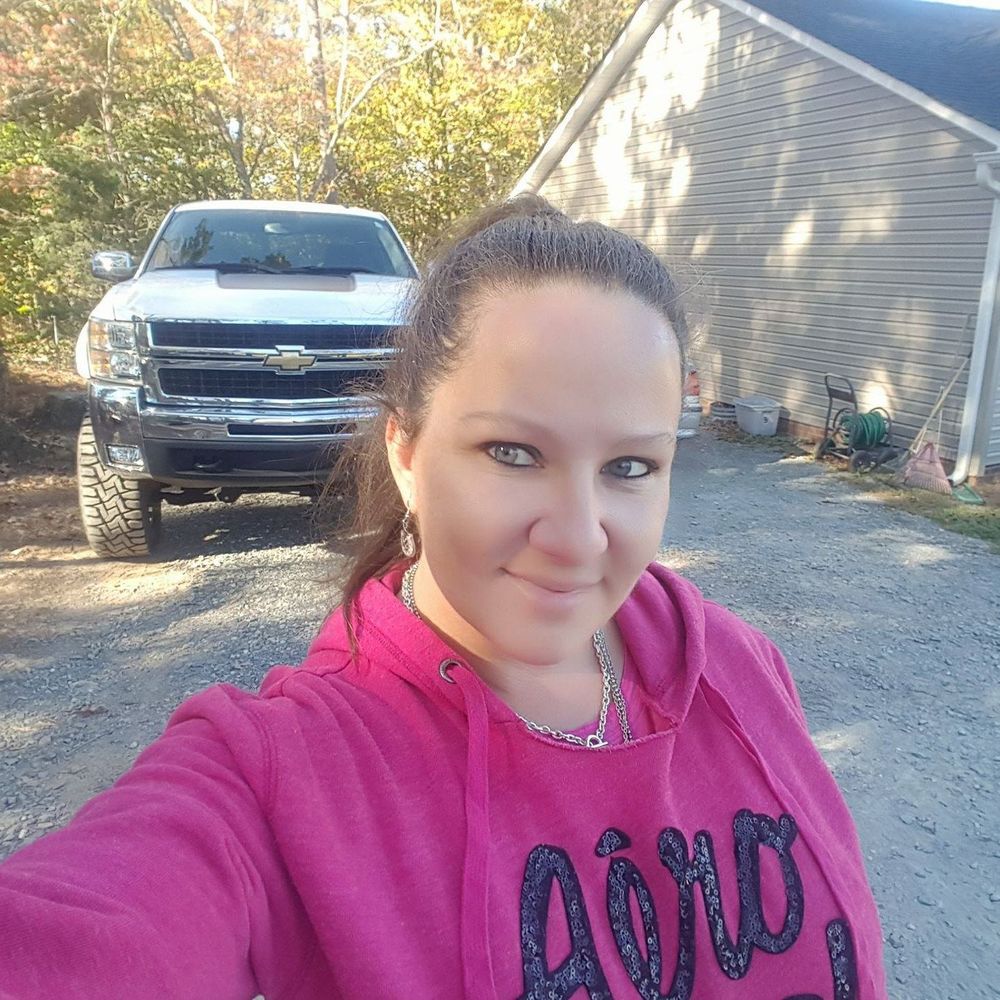 Meet your Posher, Julie