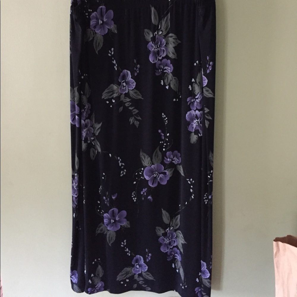 Kathy Ireland Maxi Skirt