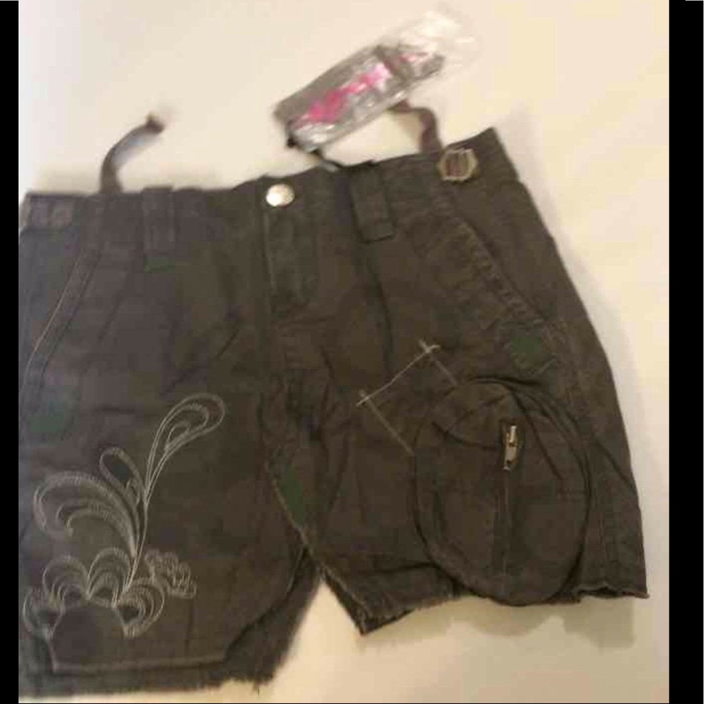 Kigs/Teen Sz 36 NWT