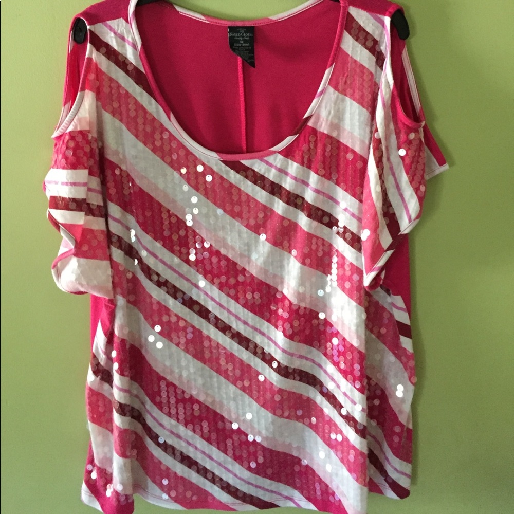 Faded Glory cold shoulder top.