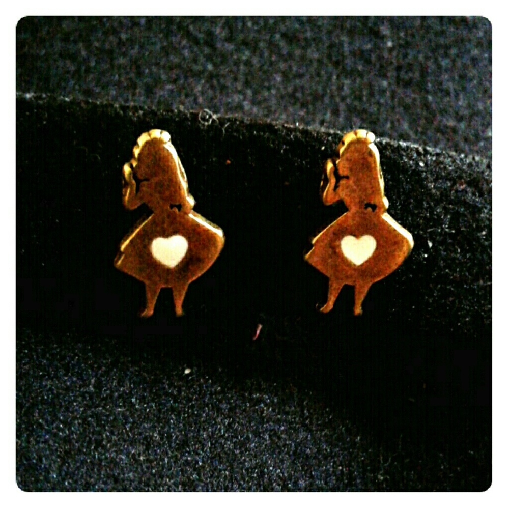 Alice in wonderland  earrings