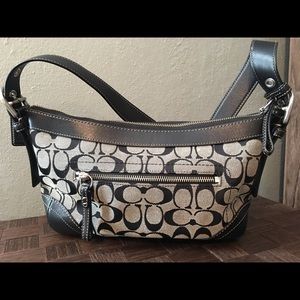 Coach classic shoulder bag