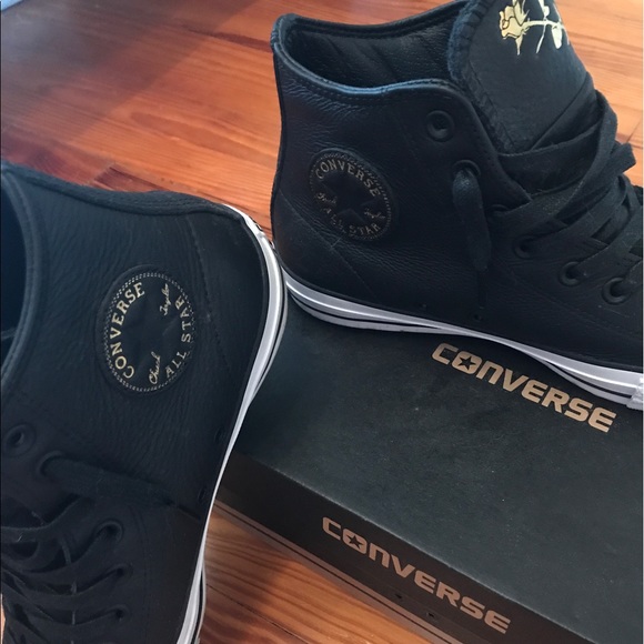 converse - Picture 3 of 4