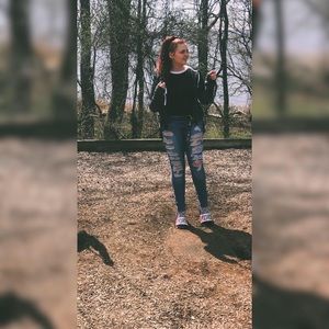 Meet your Posher, Lola