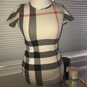 Burberry T Shirt !