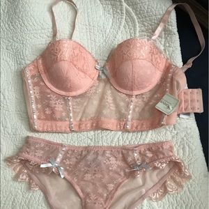 Forever 21 Bra & Panty Size Small NWT