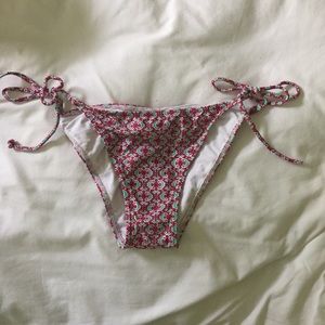 O'Neill String Bikini Bottoms