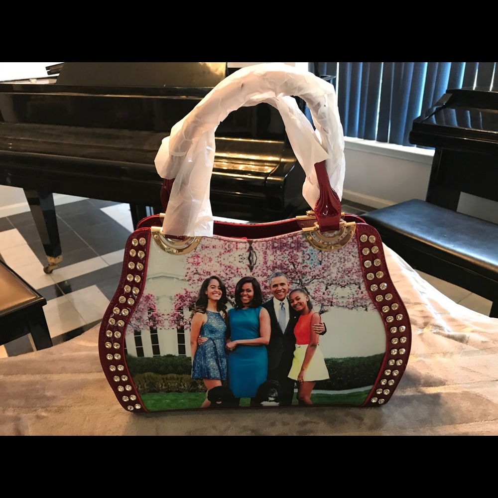 Red Handbag print