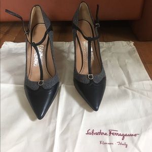 New Sz 7 Salvatore Ferragamo Pointed Toe Heel
