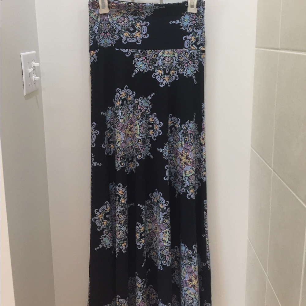 Lularoe Medallion Maxi- weekend sale only
