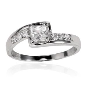 925 Sterling Silver 2ctw Simulated Diamond Ring