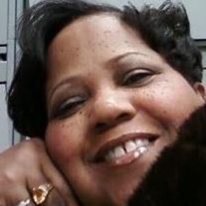 Meet your Posher, Gloria