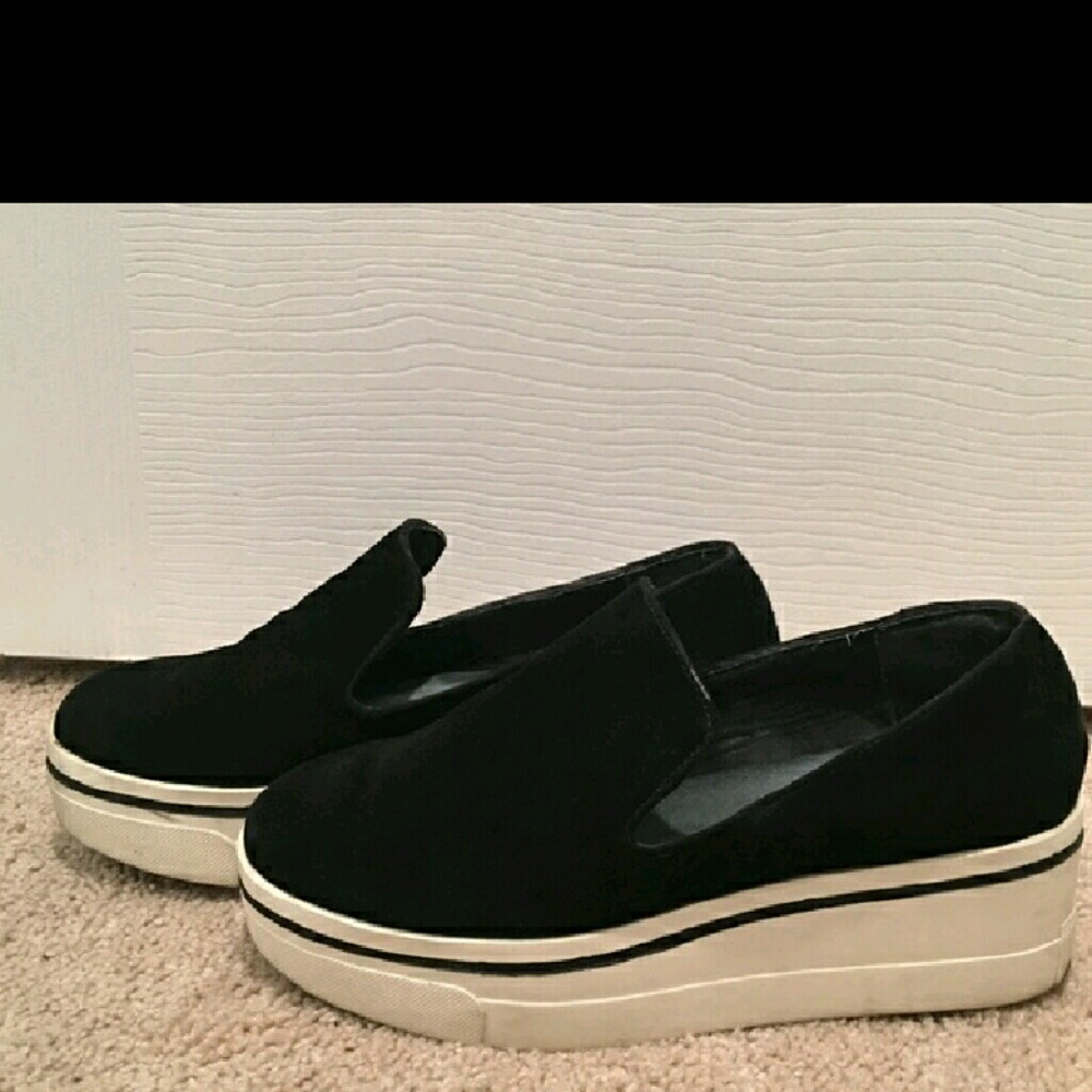 Steve Madden Suade Slip On