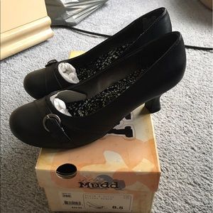 Mudd Black heels