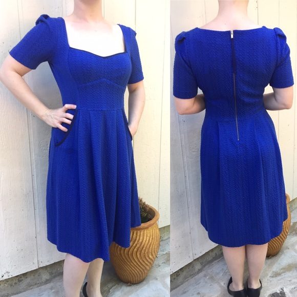 Marc by Marc Jacobs Dresses & Skirts - Marc Jacobs Retro Sweetheart Neck Knit dress small